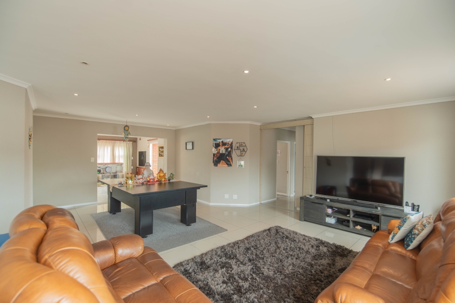 3 Bedroom Property for Sale in Summerstrand Eastern Cape